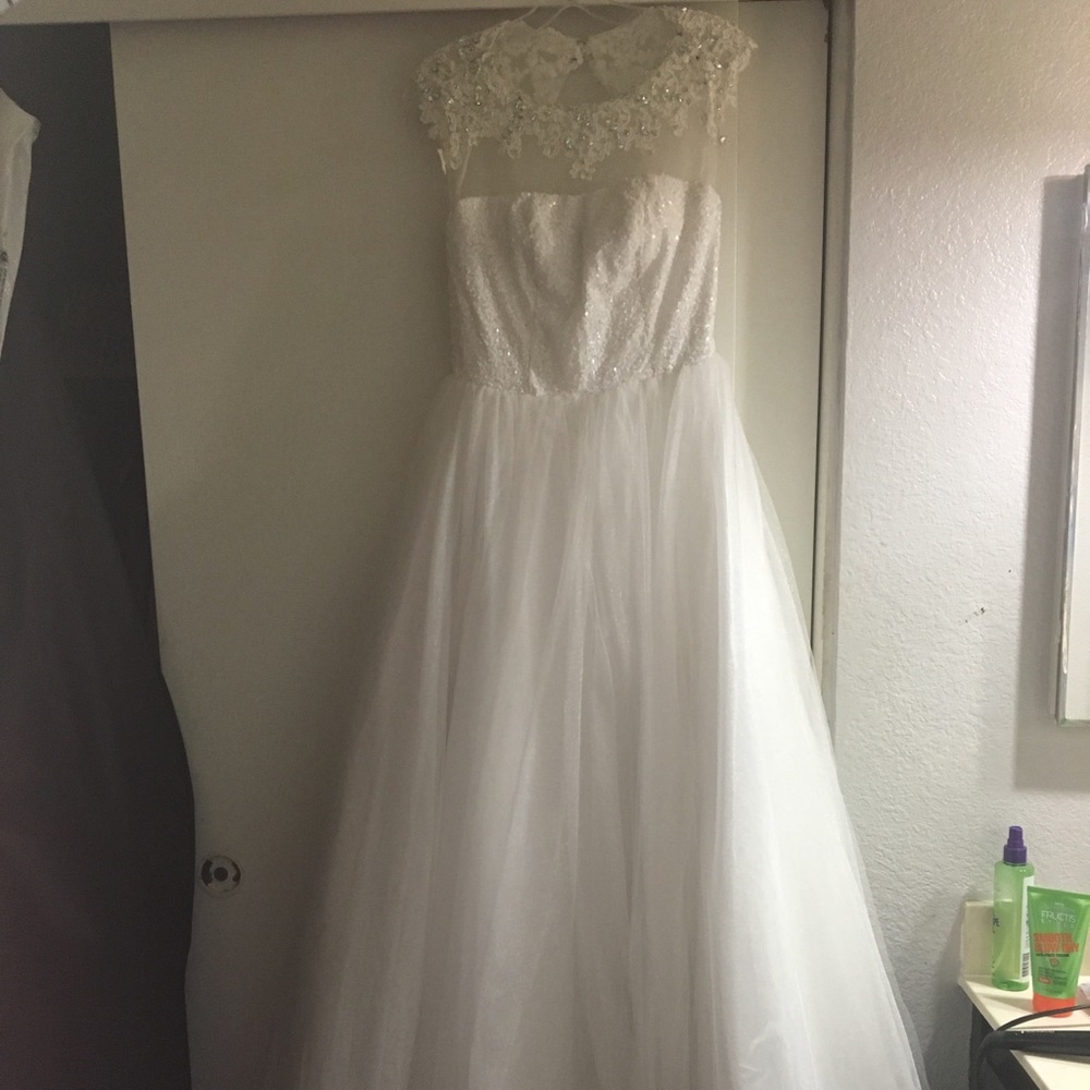 Ivory ball gown dress